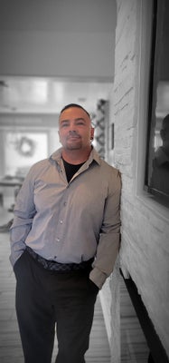 Portrait of Alfonso "Fonz" Salazar, Owner / Qualifying Broker