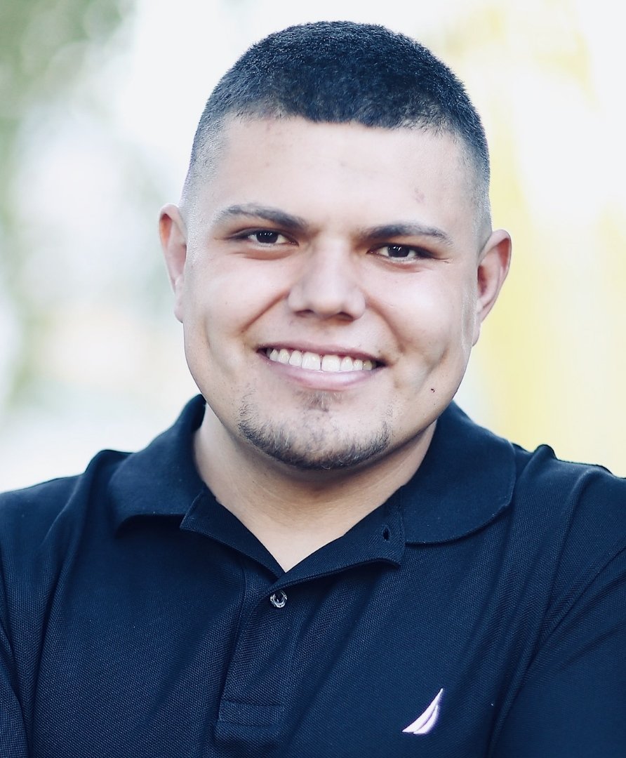 Portrait of Jeremy Saavedra, Residential Real Estate Professional.