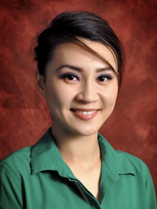 Portrait of Teng MA, Residential Real Estate Professional.